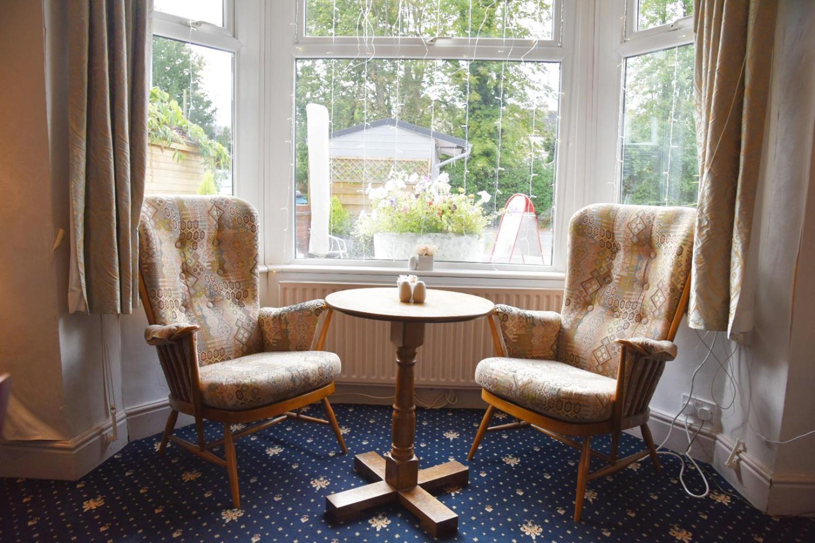 Crystal Hotel & Savour Cambridge  Bagian luar foto